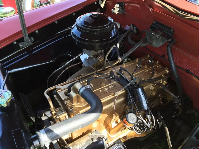 Exact-year 1952 Hudson Hornet view documenting the step-down body, grille, roof, glass, lamps, bumpers, trim, and wheel treatment; condition remains subject-specific.