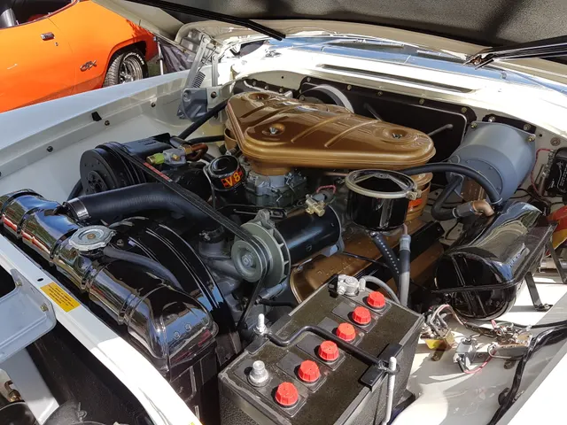 300B 354 FirePower Hemi engine bay
