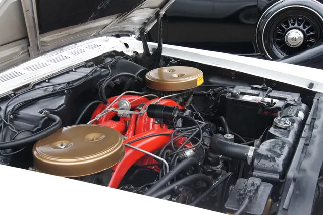 Alaskan White 300F long-ram engine bay