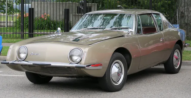 1963 R2 Avanti in Avanti Gold, front three-quarter view