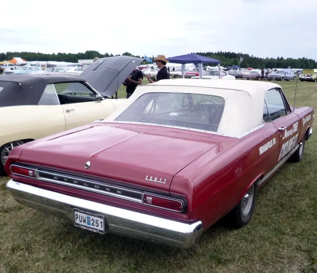 Indianapolis 500 pace-car Cyclone GT convertible, rear view