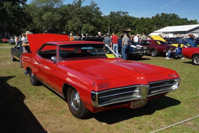 Blue 1967 Pontiac Grand Prix hardtop