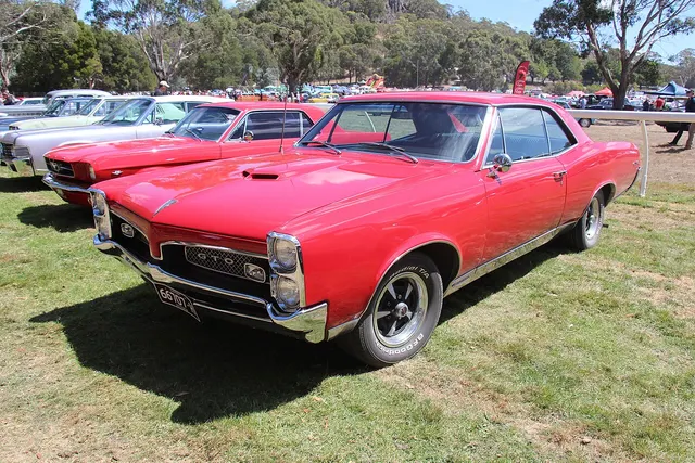 1967 Pontiac GTO hardtop rear detail; used as representative 1967 GTO visual context, not as standalone proof of 400 HO drivetrain identity.