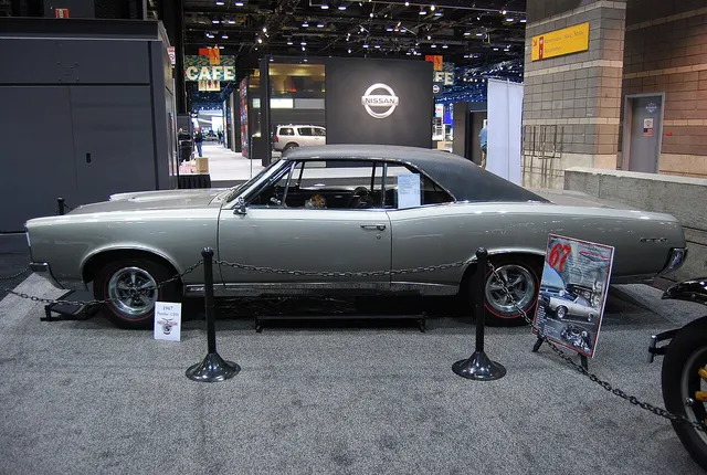 1967 Pontiac GTO at Pontiac Oakland Museum; used as representative 1967 GTO visual context, not as standalone proof of 400 HO drivetrain identity.