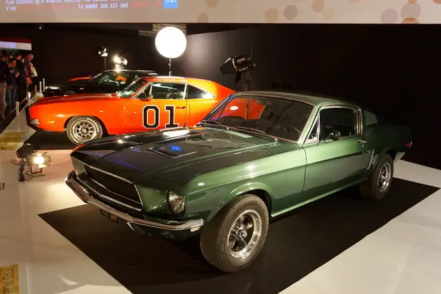 1968 Ford Mustang GT 390 shown at the 2016 Paris motor show; reviewed as exact GT 390 preservation/show media.