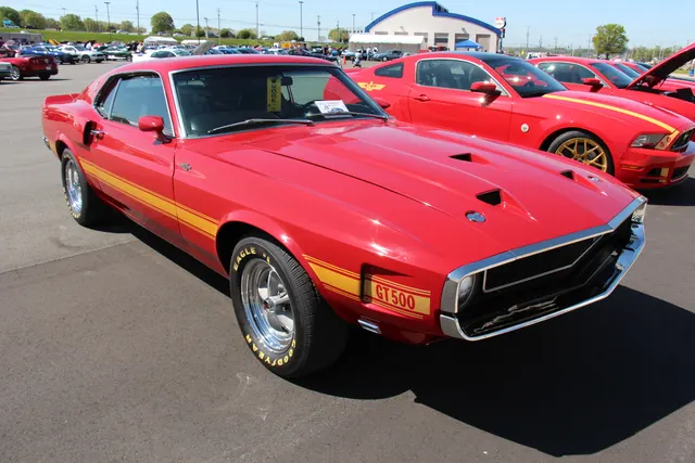 1969 Shelby GT500 SportsRoof front three-quarter; reviewed as representative 1969 Shelby GT500 media, not proof of any individual car originality.