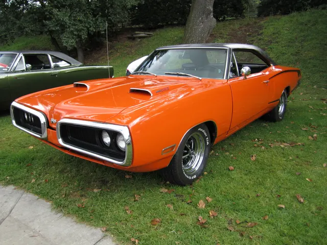 1970 Dodge Coronet Super Bee front and side context.