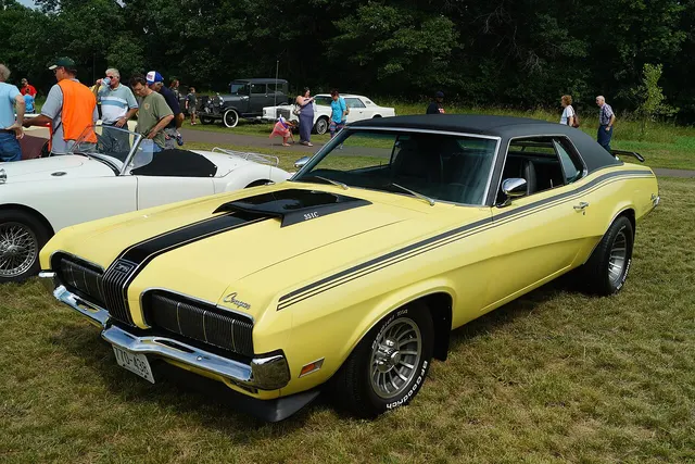 Yellow 1970 Mercury Cougar Eliminator; exact-year package context