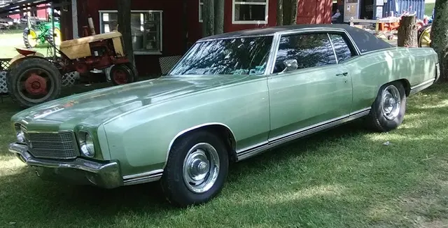 1970 Monte Carlo front view showing grille and long-hood proportions.