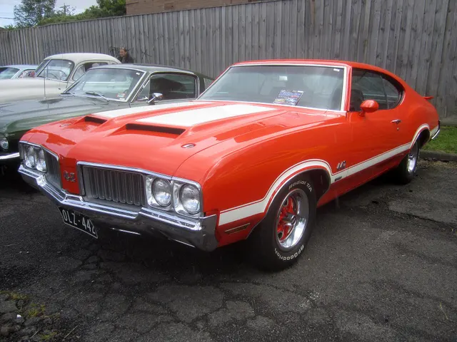 1970 Oldsmobile 442 W30 photographed by Sicnag; used as representative W-30 exterior profile context.