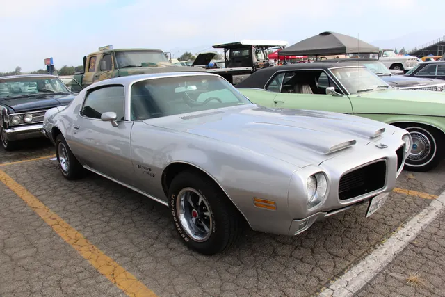 Stock-presenting 1970 Firebird Formula 400 front detail. The Commons description identifies the Ram Air III engine path, but the photograph alone is not car-specific authenticity proof.