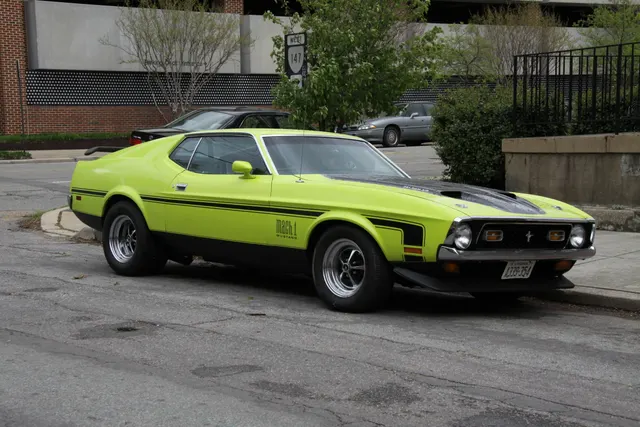 1971 Mach 1 Mustang front exterior; reviewed as trim and hood context.