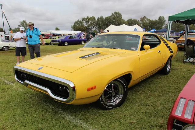 1971 Plymouth Roadrunner 440 photographed by Sicnag; representative 440 Road Runner exterior media.