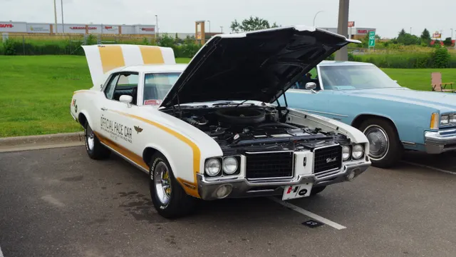 1972 Hurst-Olds Indy 500 pace-car display; supporting restoration/history context for the pace-car graphics program.