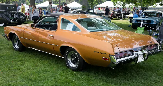 Stage 1 Sun Coupe, rear three-quarter view
