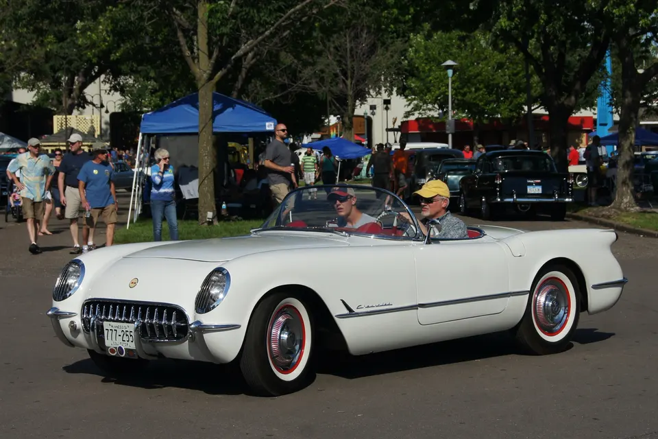 Beige folding soft top with removable framed side curtains instead of roll-up windows profile photo