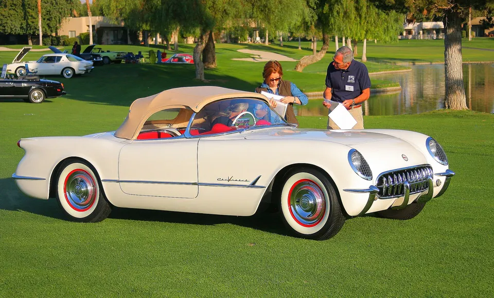 Folding soft top with removable framed side curtains instead of roll-up windows profile photo