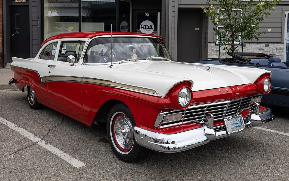 1957 Ford Custom 300 profile photo