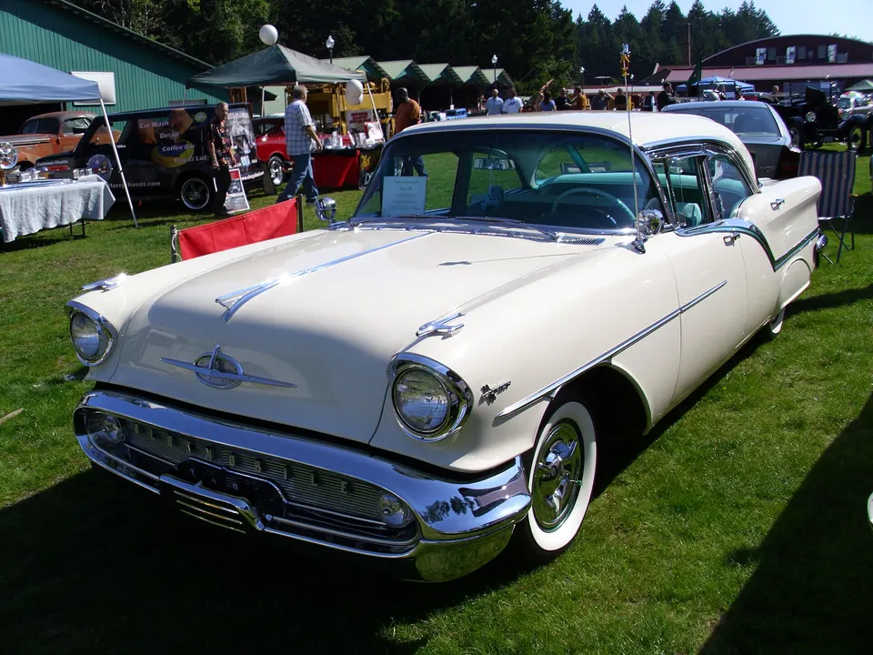 Deluxe deep-recessed wheel and body- and equipment-specific wheel covers and tires profile photo