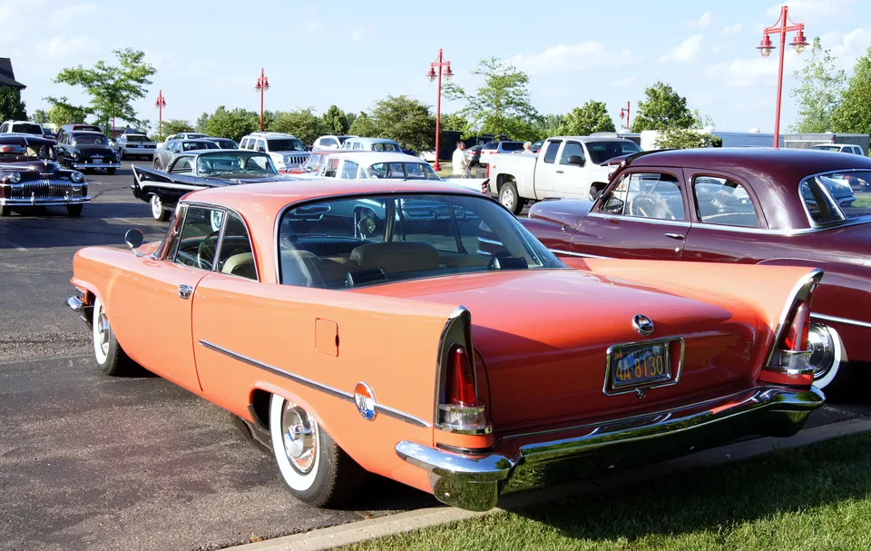 Shorter 1958 tail-lamp housings profile photo
