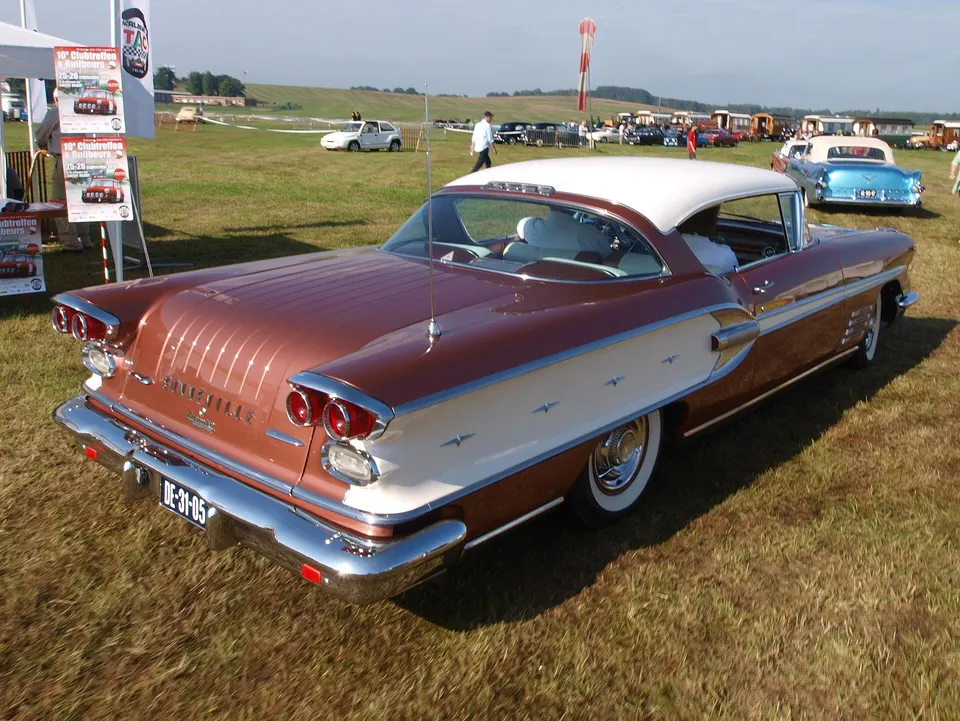 1958 Bonneville body, grille, lamp, and brightwork treatment profile photo