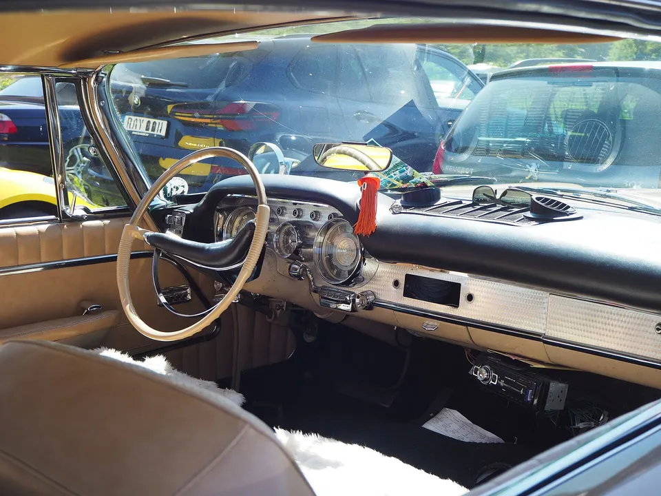 150-mph speedometer and full instrument cluster profile photo