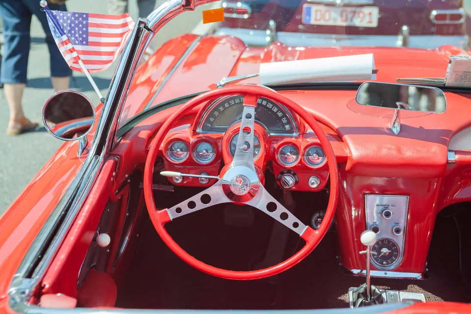 160-mph speedometer, tachometer, fuel, temperature, ammeter, and oil-pressure gauges profile photo
