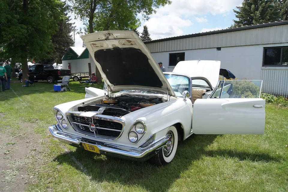 1961 Chrysler 300G engine profile photo