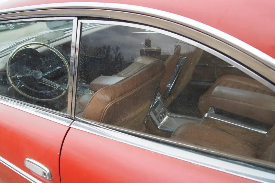 Instrument-panel push buttons for the standard TorqueFlite; manual cars use distinct clutch and shift controls profile photo