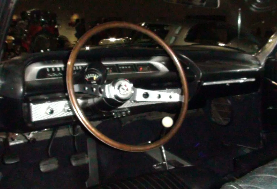 Center console with Powerglide or four-speed profile photo
