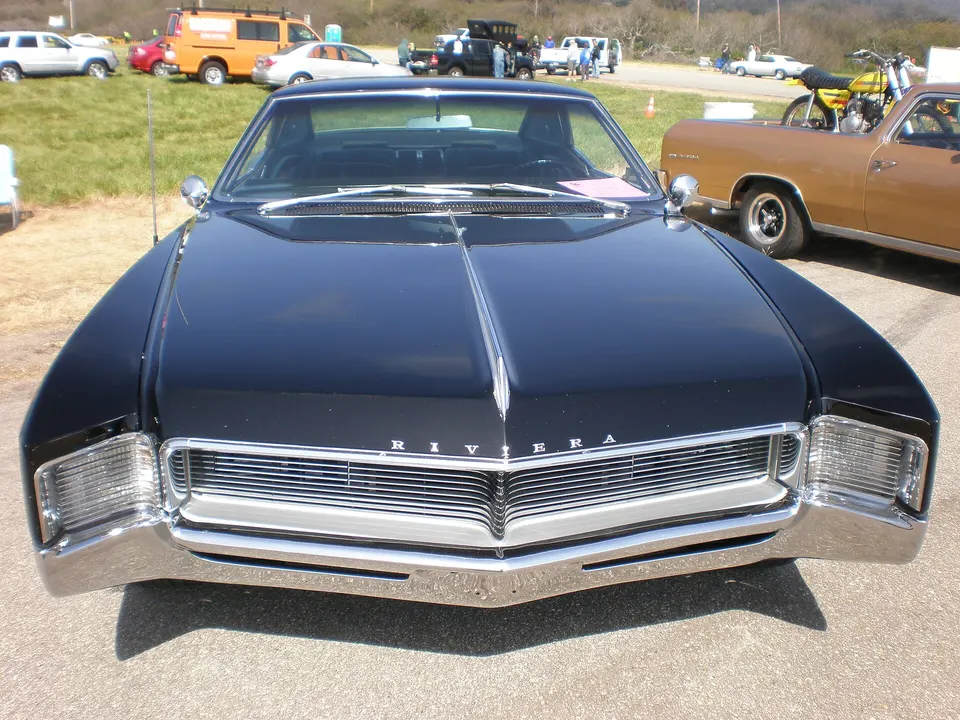 Riviera White (X) profile photo