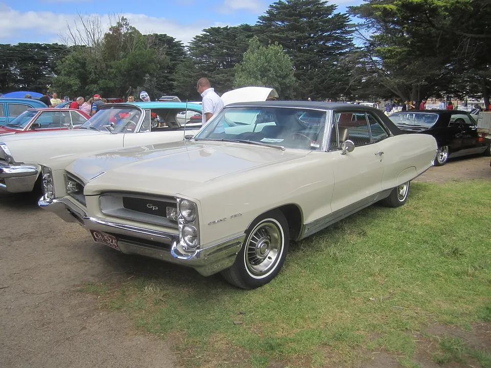 1966 Pontiac Grand Prix profile photo