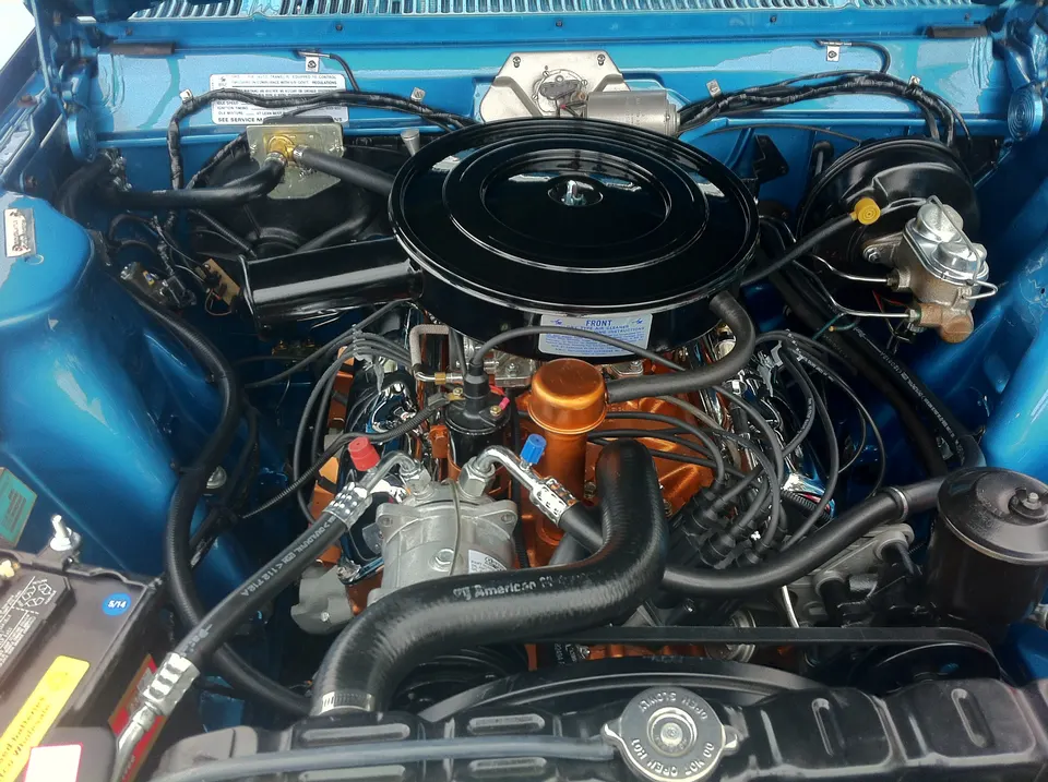 343 four-barrel engine assembly profile photo