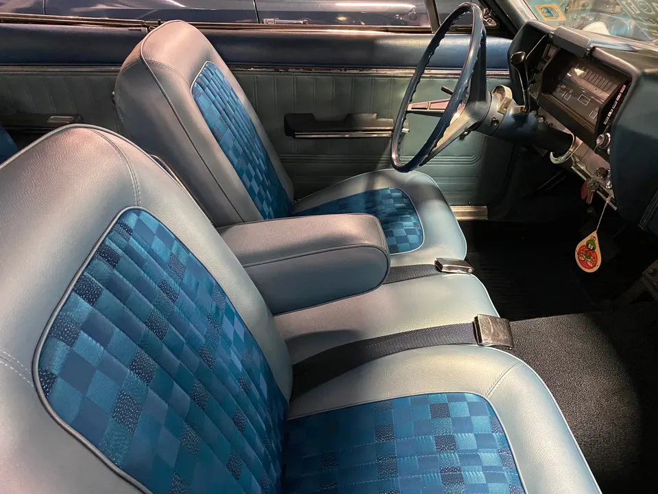 SST fabric-and-vinyl or vinyl trim combinations profile photo