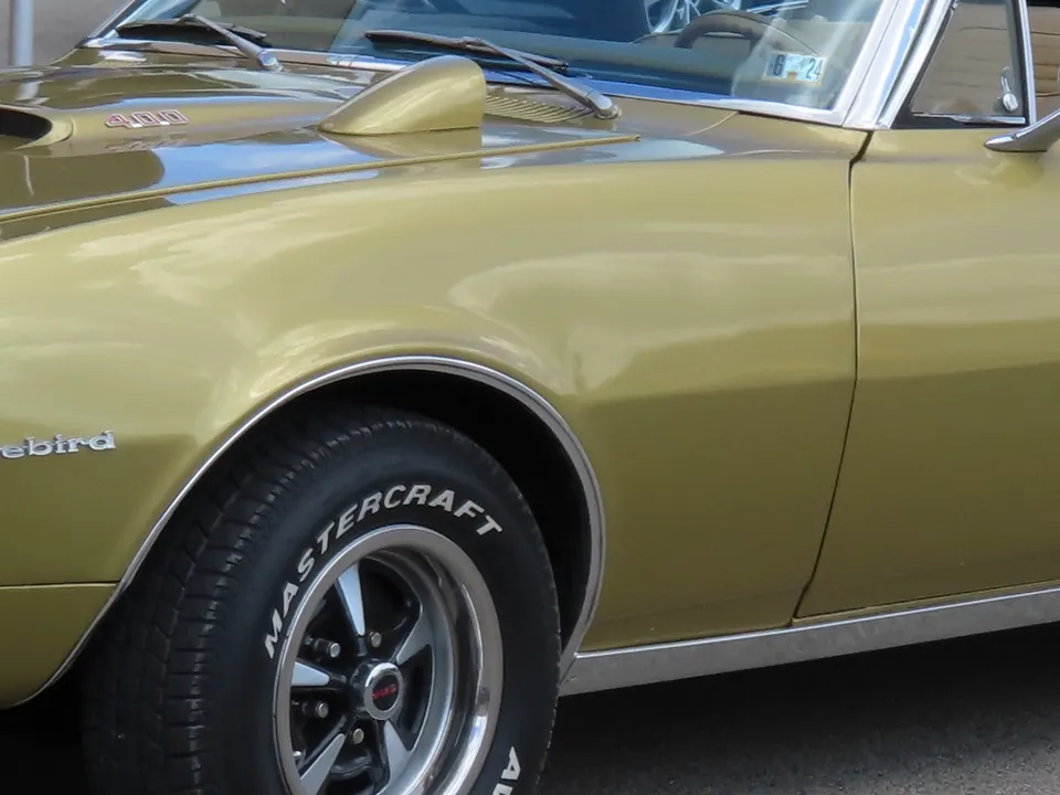 Pontiac 400 4-barrel V8 profile photo
