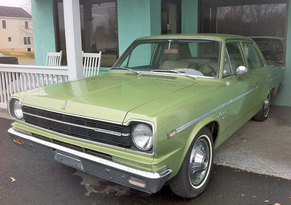 Rogue pillarless hardtop, reclining front seats, carpeting, and sport-oriented trim profile photo