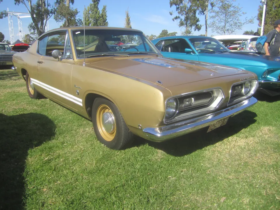 Bench or bucket seats in hardtops and fastbacks; buckets in convertibles profile photo