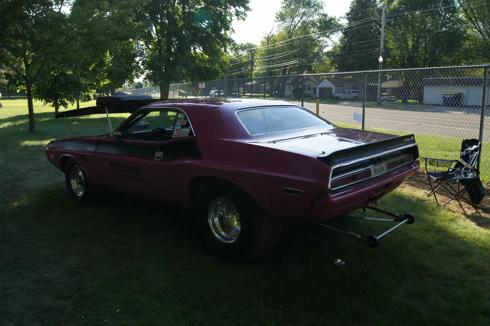 Chrysler 340 Six Pack induction profile photo