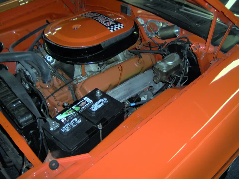 Chrysler 440 Six Barrel induction profile photo