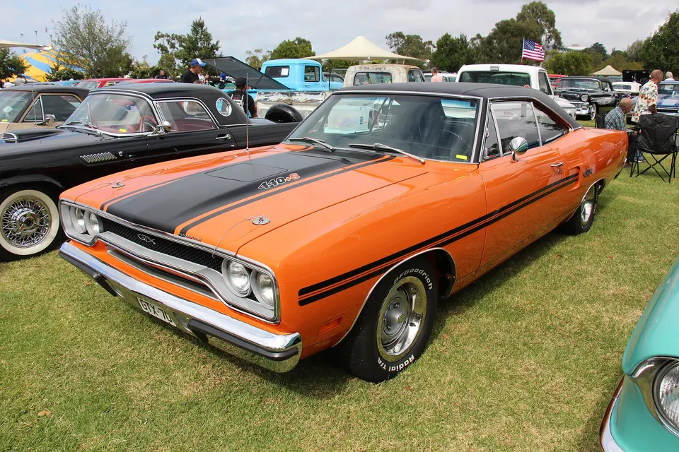 V-code 440 Six Barrel engine option profile photo