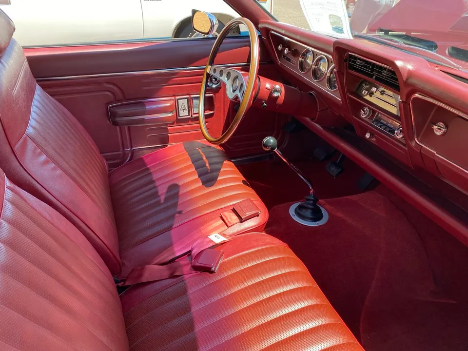 floor shifter profile photo