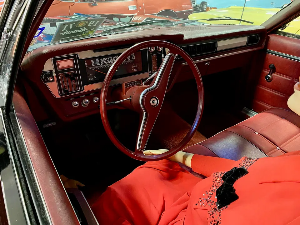 1971 grille, lamps, bumpers, roof, glass, and tail treatment profile photo