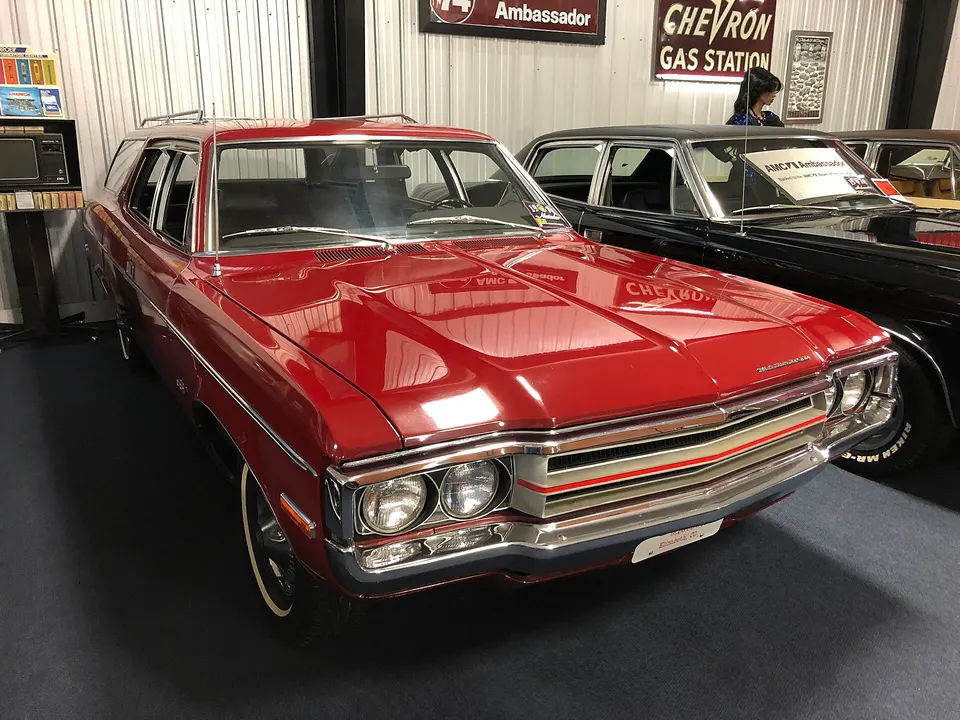 Medium Red (P1) profile photo
