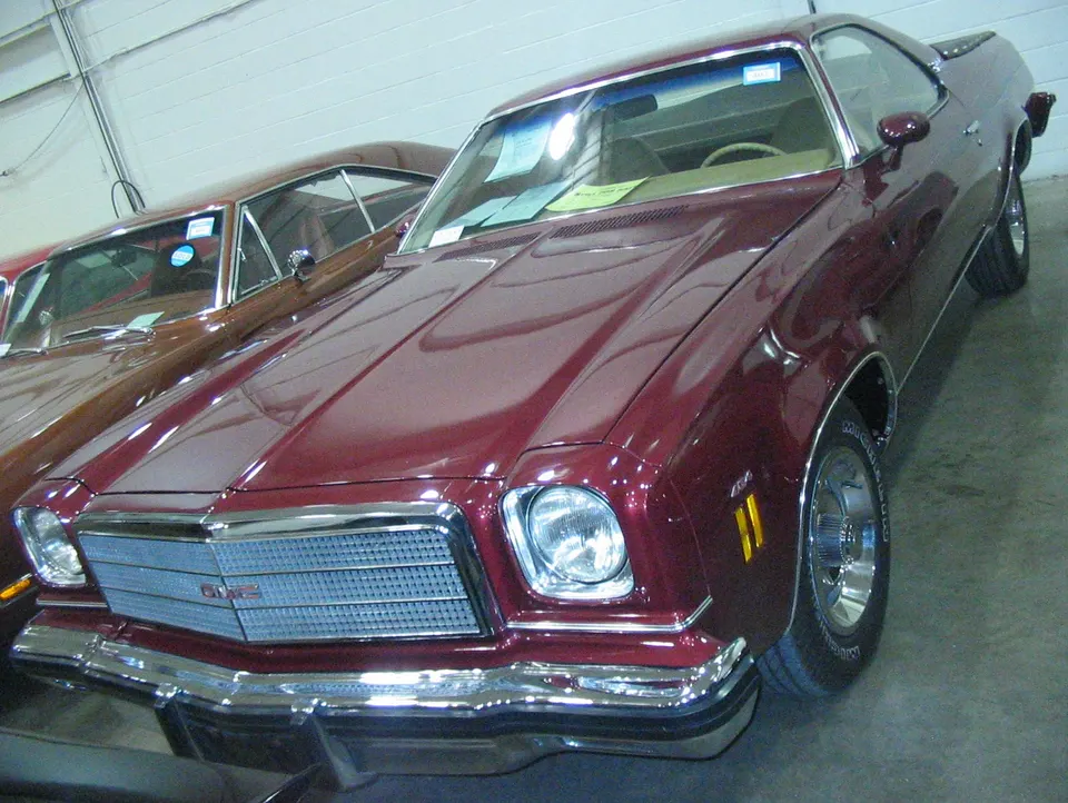 Sprint SP rally stripes with distinctive SP identification profile photo