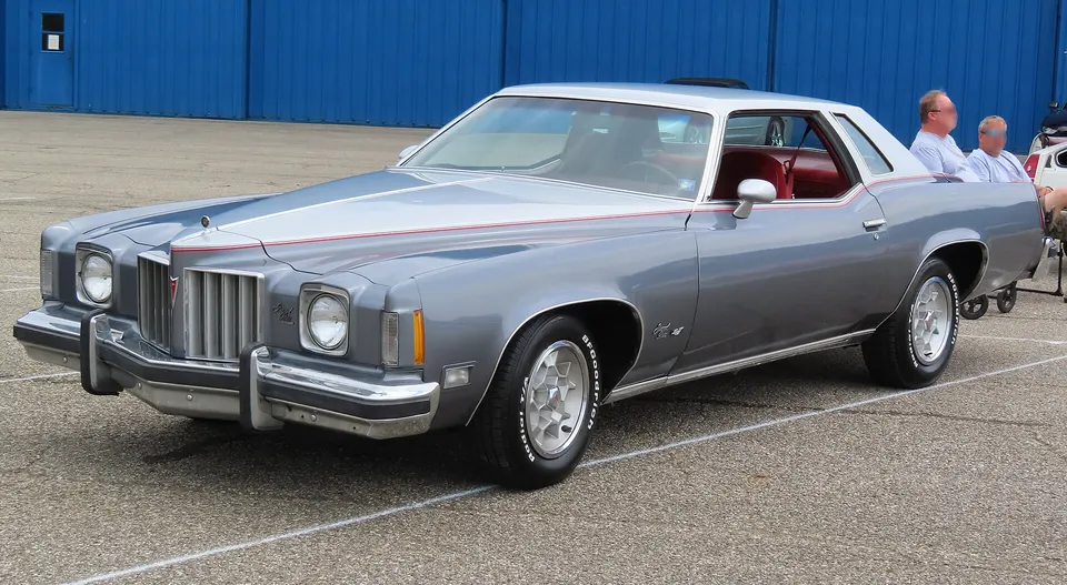 1975 Pontiac Grand Prix profile photo