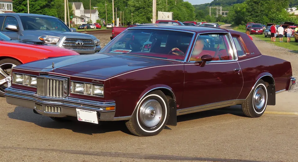 1978 Pontiac Grand Prix profile photo