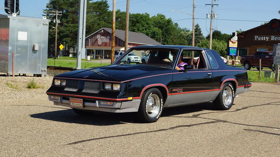 1983 Oldsmobile Hurst Olds profile photo