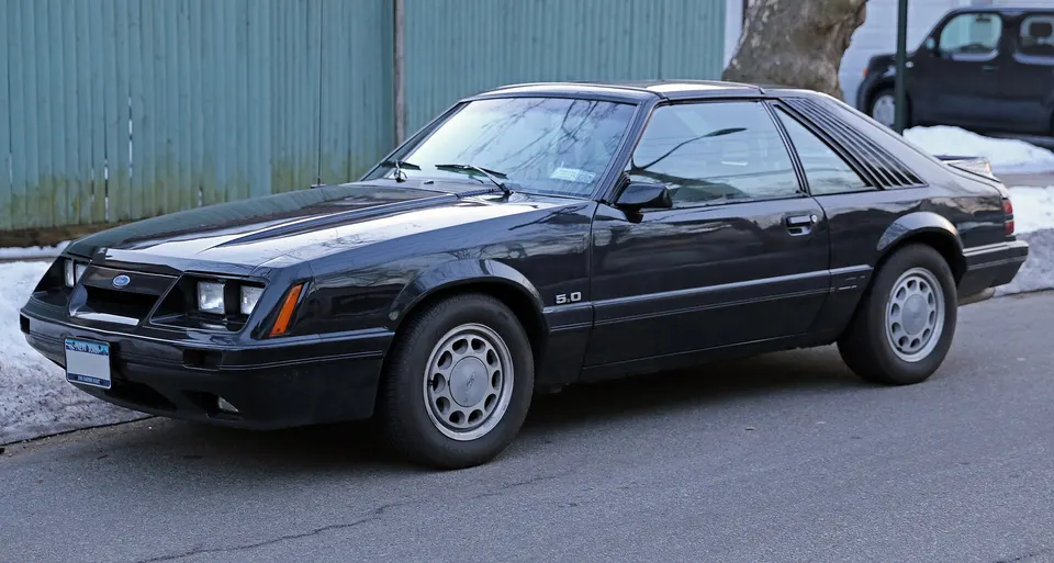 1986 Ford Mustang GT profile photo