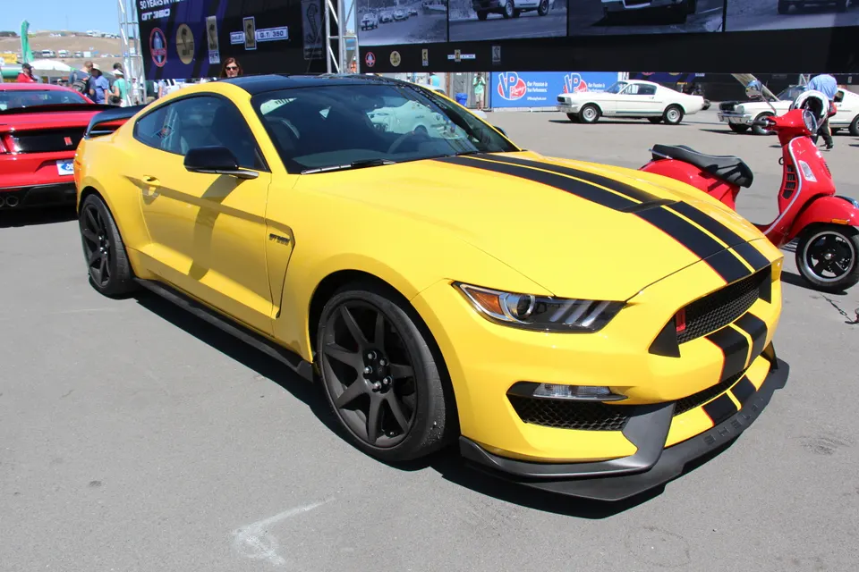 2015 Ford Shelby GT350R profile photo